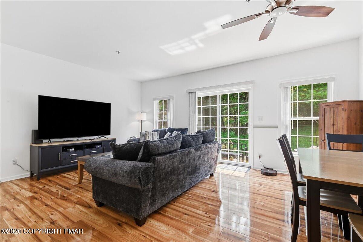 7 Oak Leaf Lane