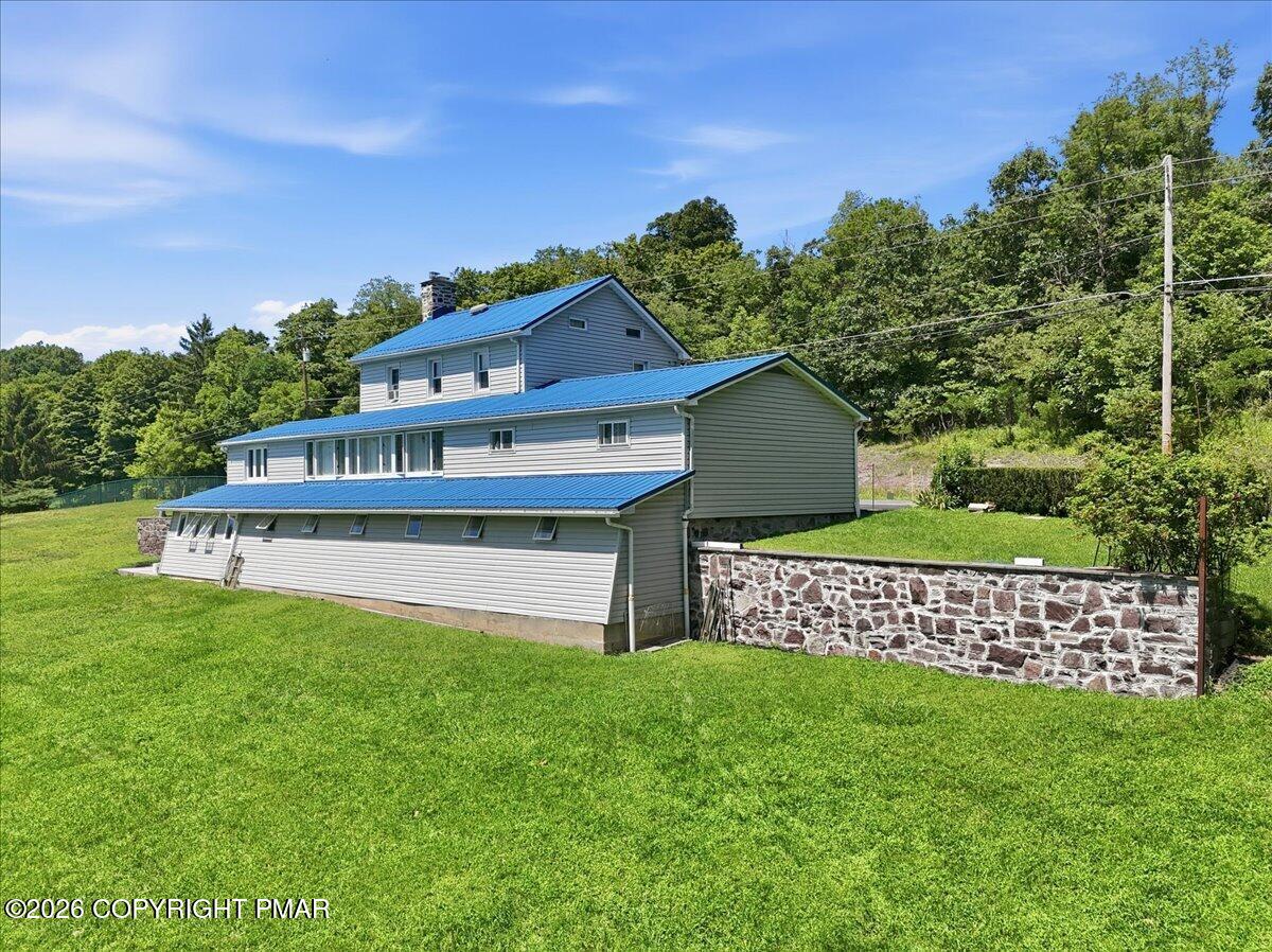 544 Poplar Valley Road W