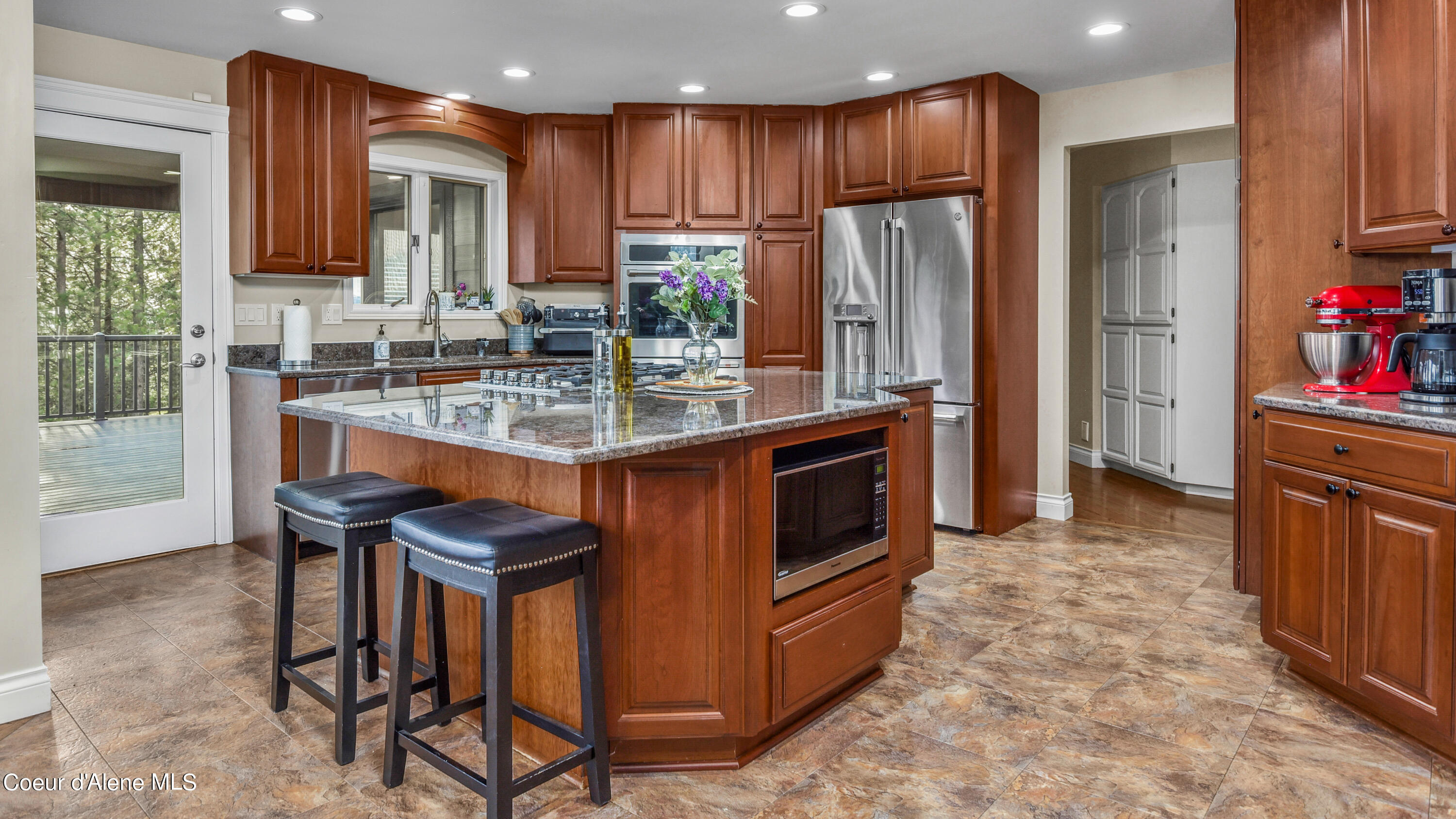 2377 E Packsaddle Dr, Coeur d'Alene