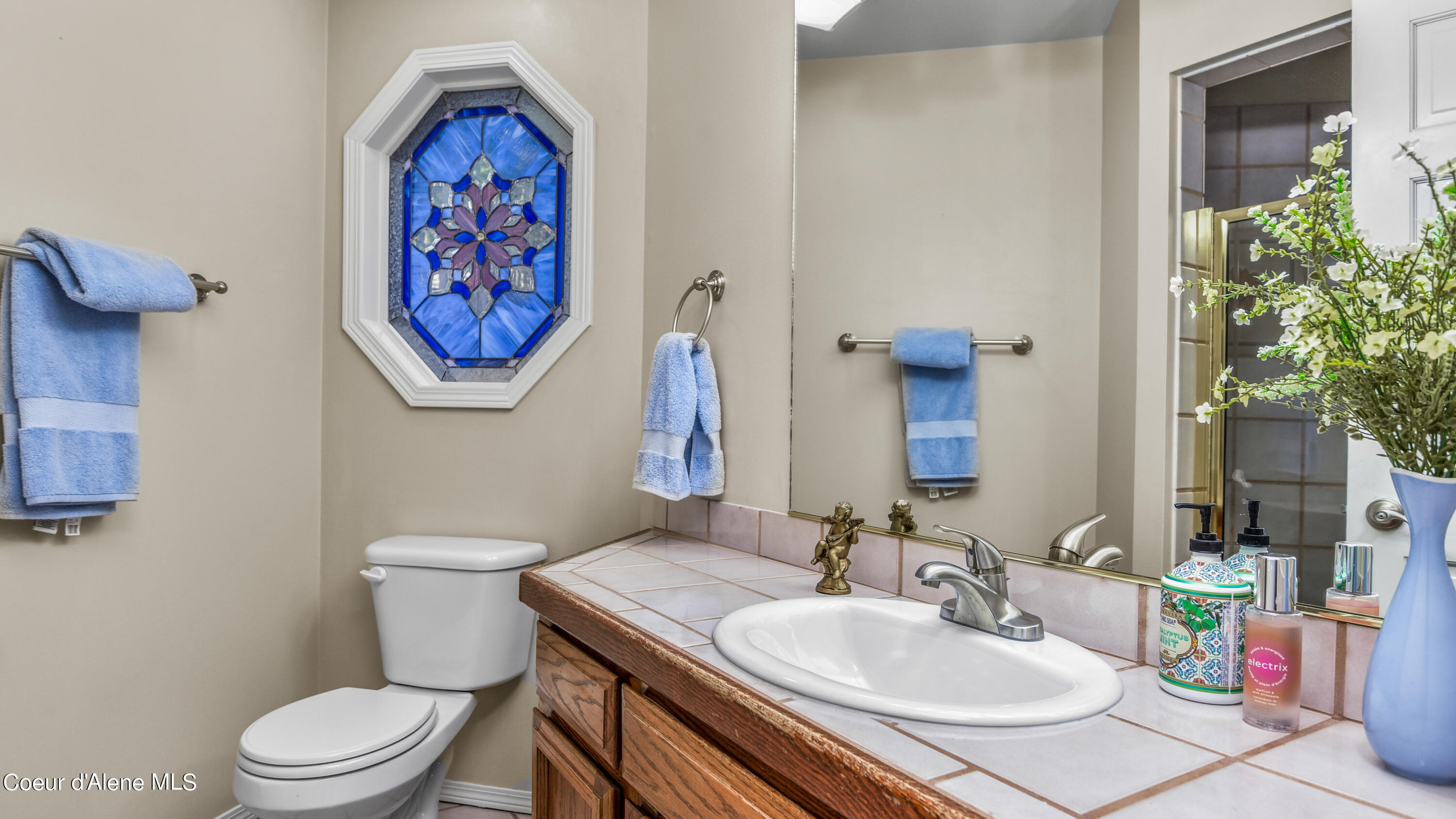 2377 E Packsaddle Dr, Coeur d'Alene