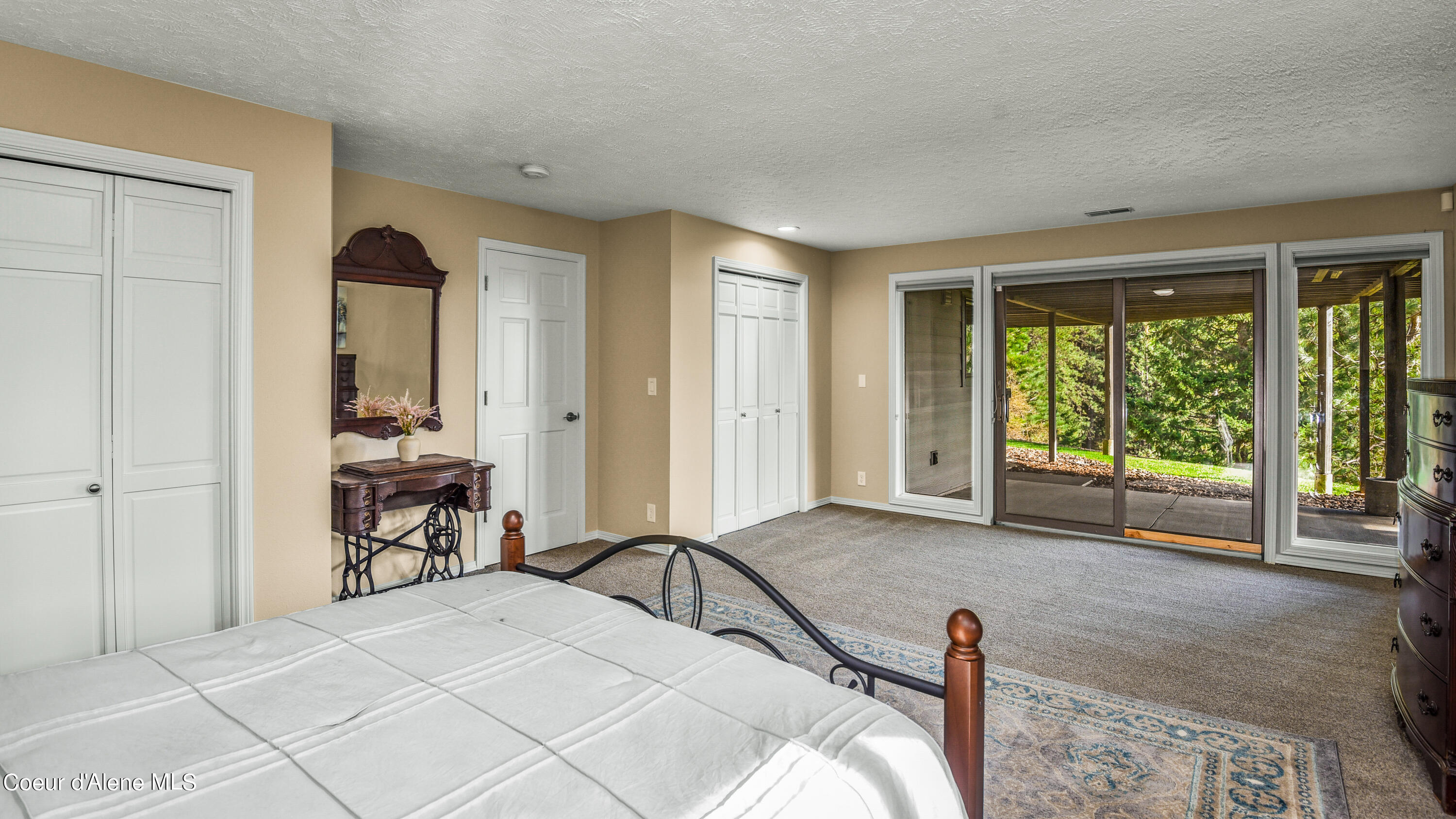 2377 E Packsaddle Dr, Coeur d'Alene