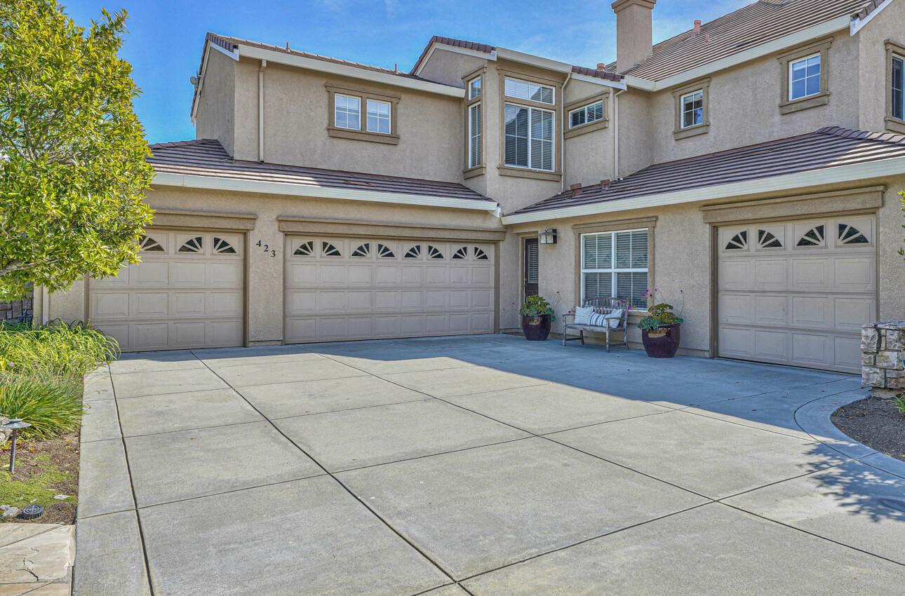 423 Calle San Antonio