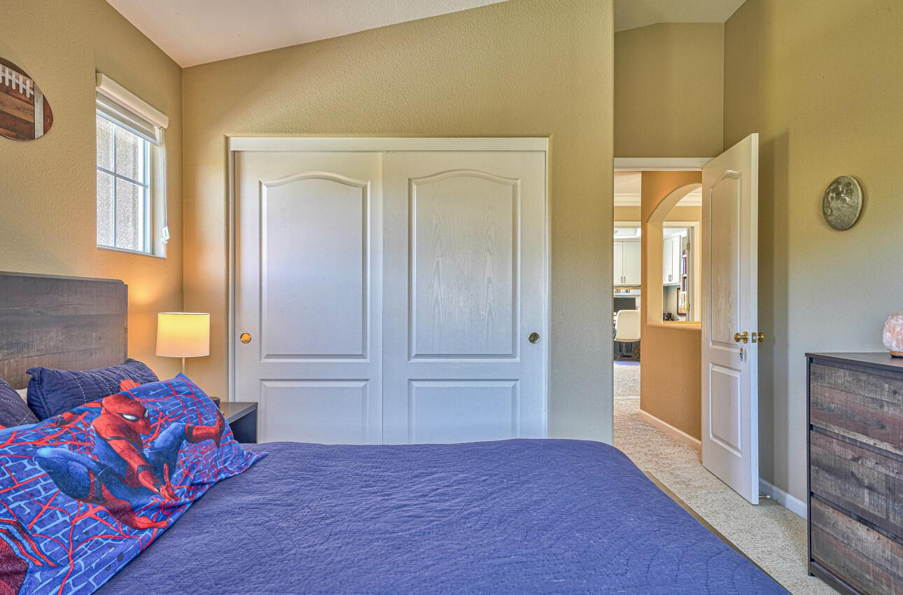 423 Calle San Antonio