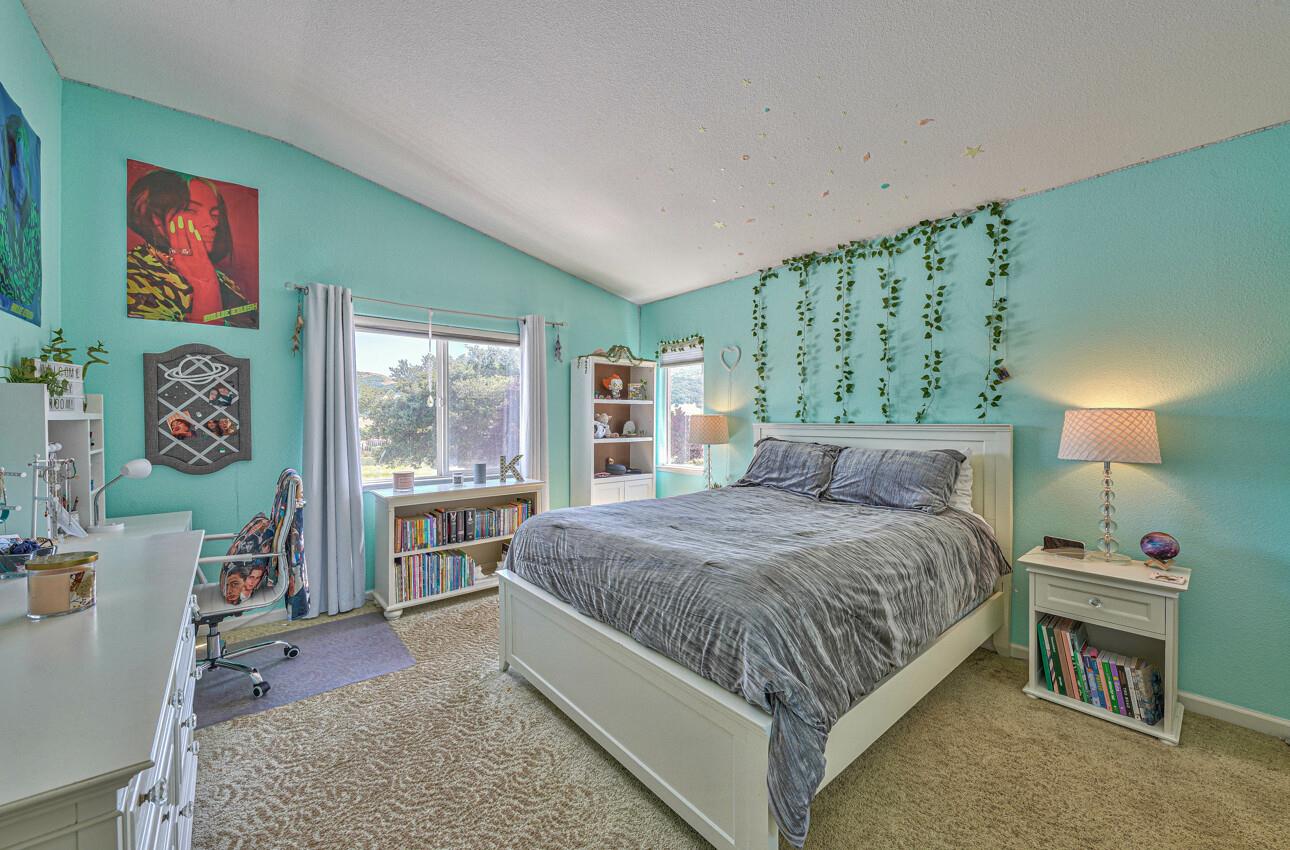 423 Calle San Antonio