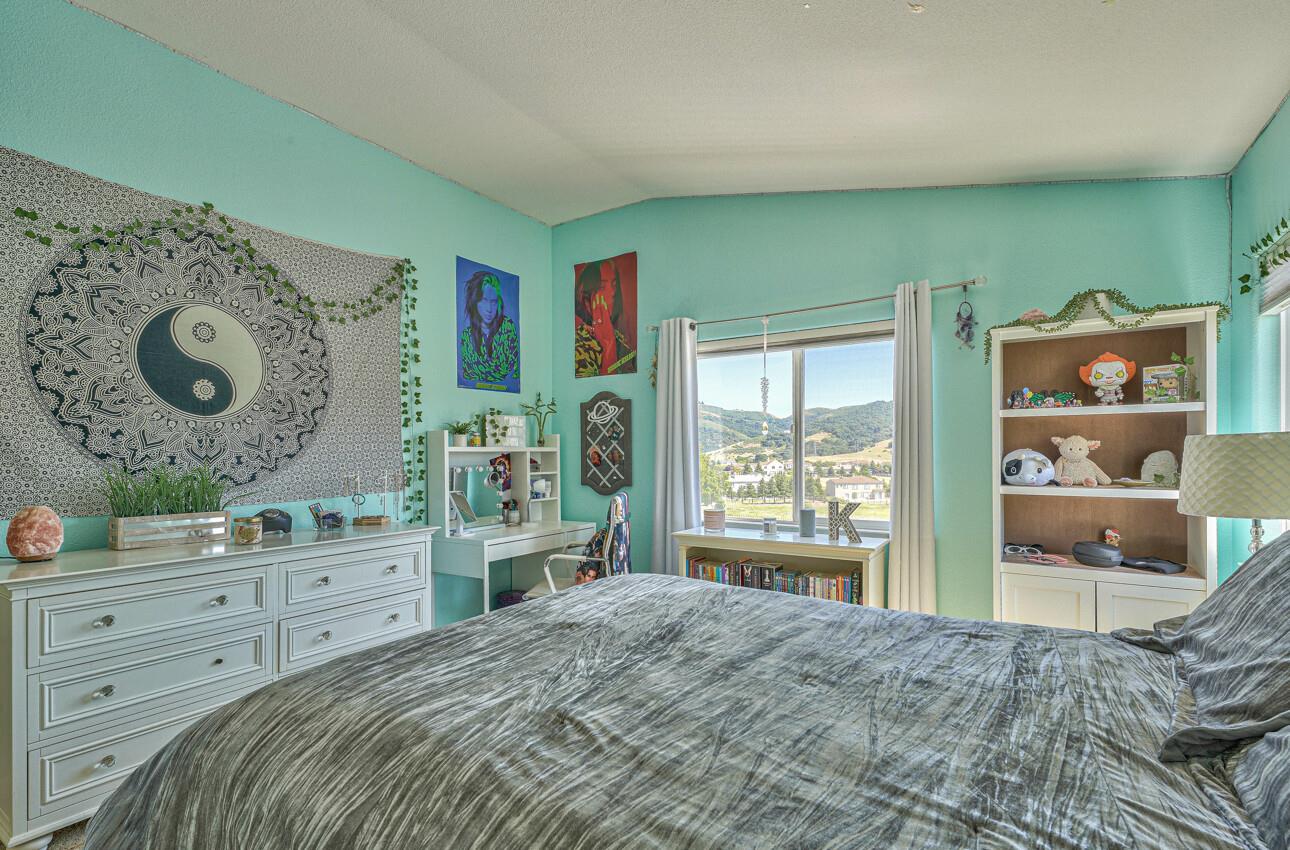 423 Calle San Antonio