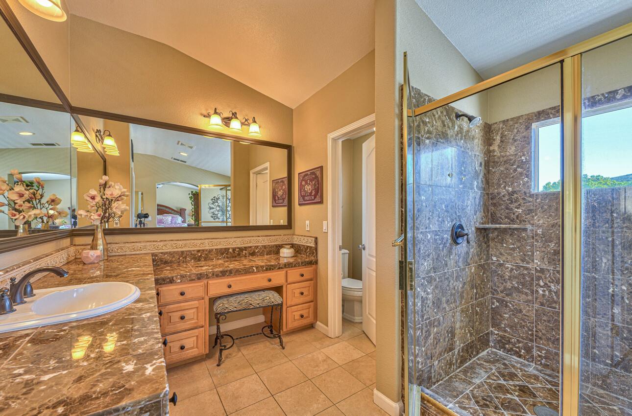 423 Calle San Antonio