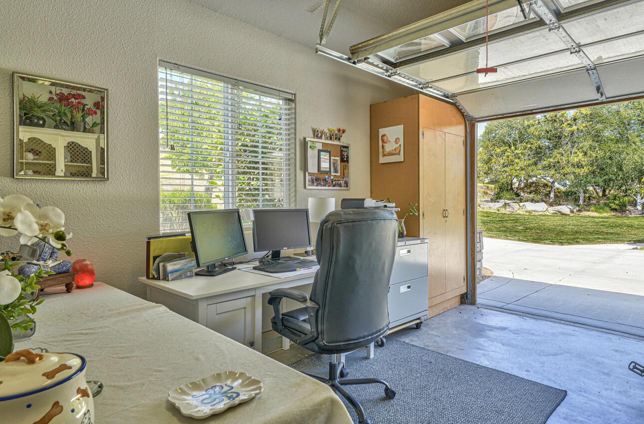 423 Calle San Antonio