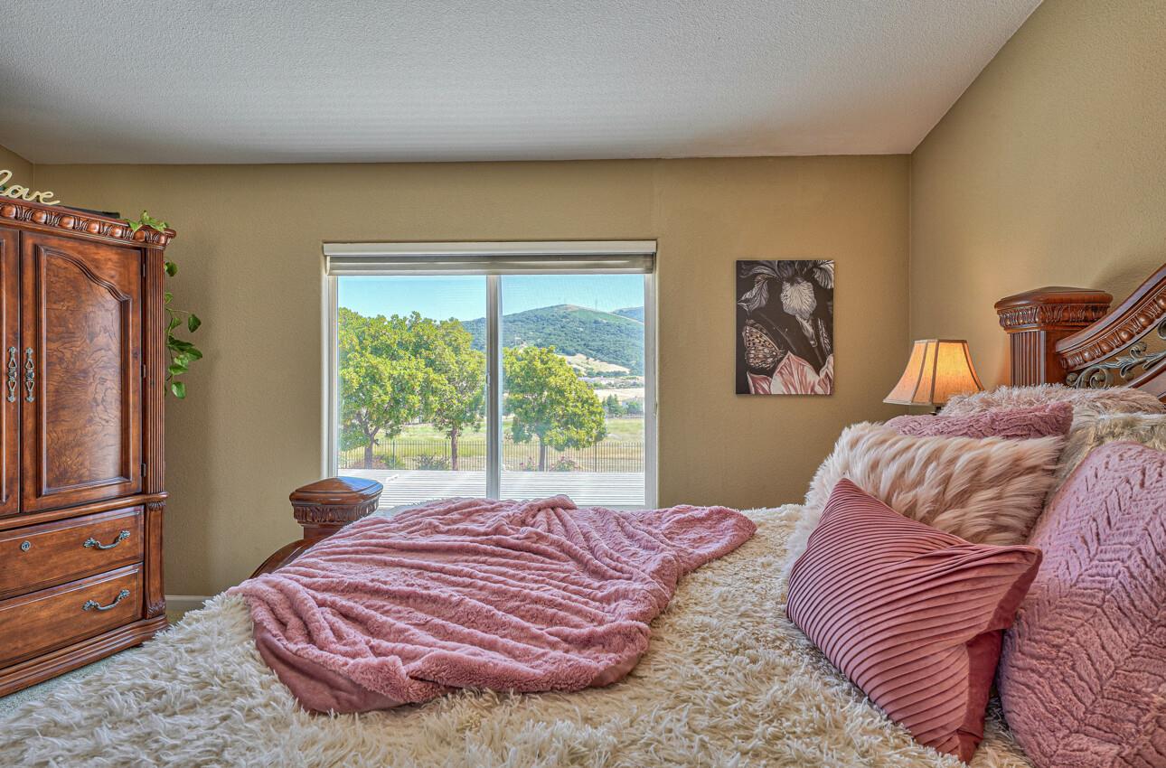 423 Calle San Antonio