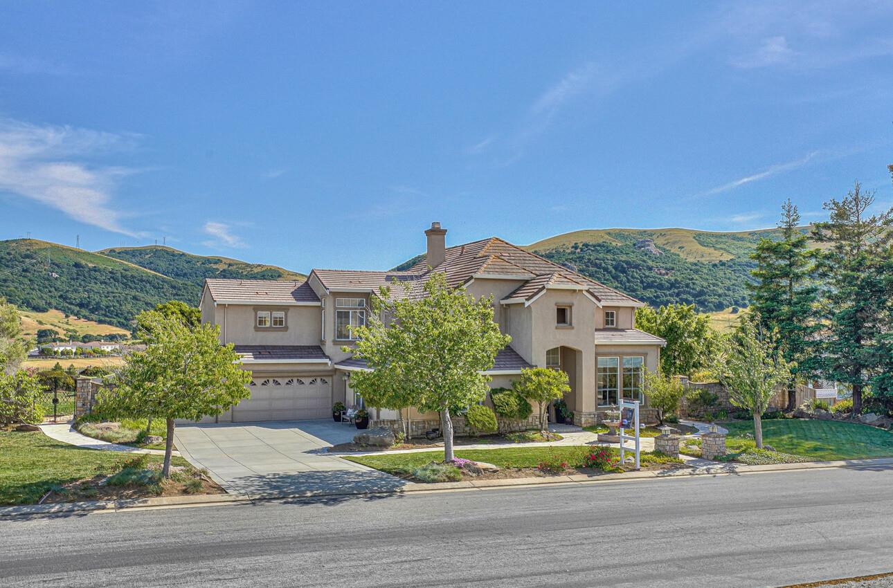 423 Calle San Antonio