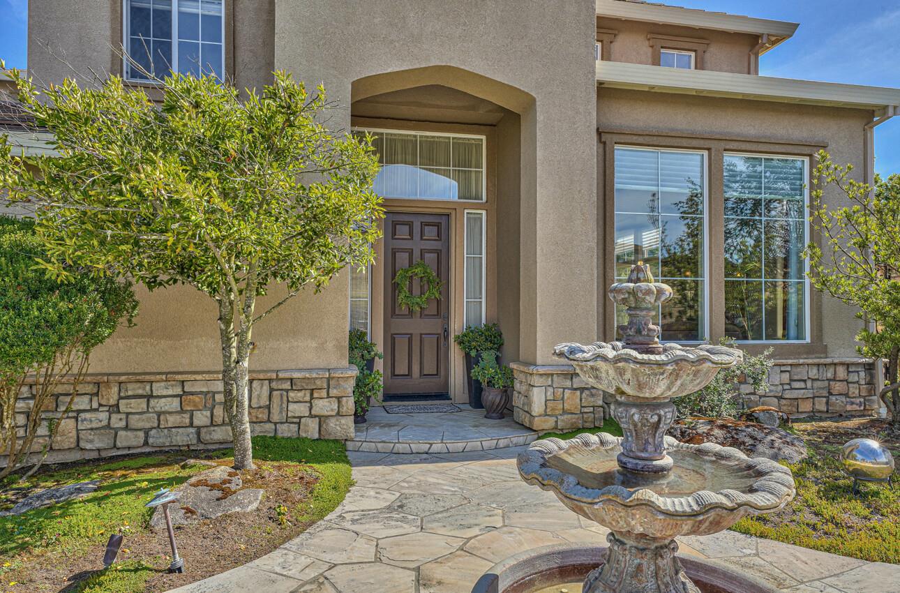 423 Calle San Antonio