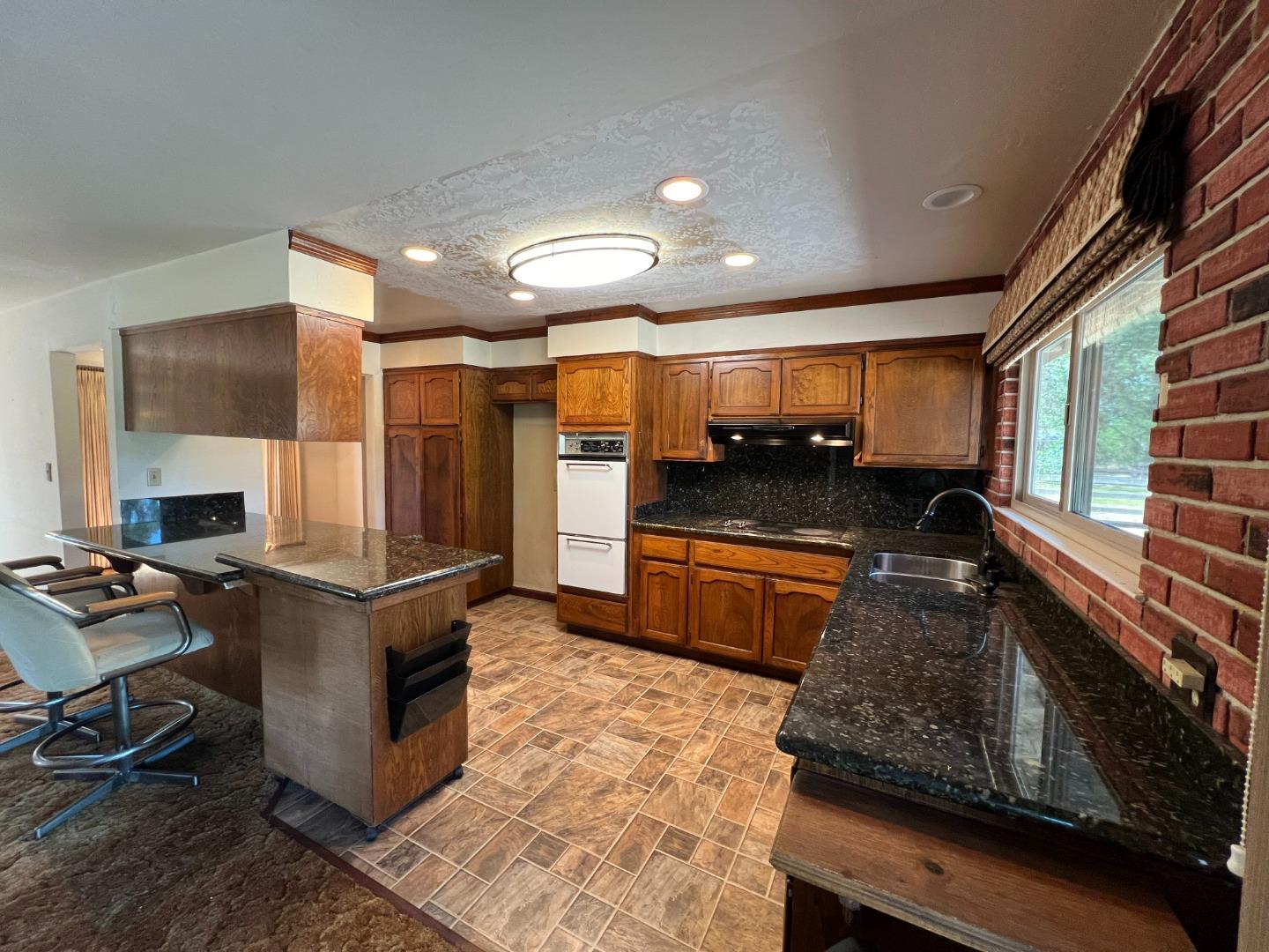 12640 Joybell LN