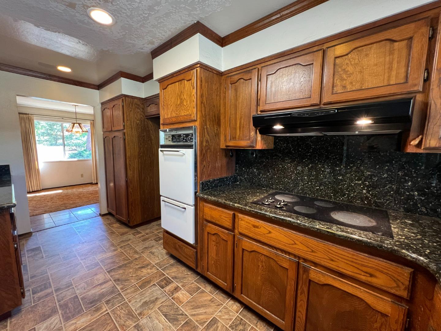 12640 Joybell LN