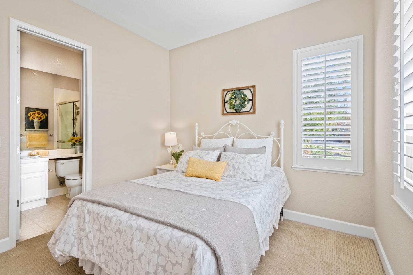 1937 Saint Andrews CIR