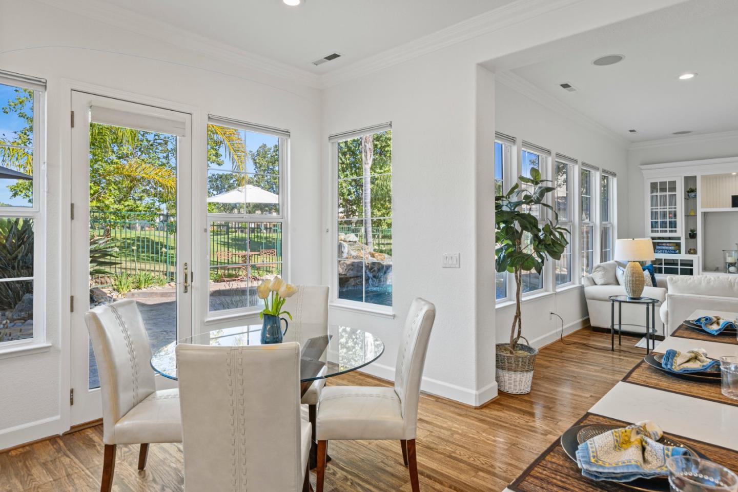 1937 Saint Andrews CIR