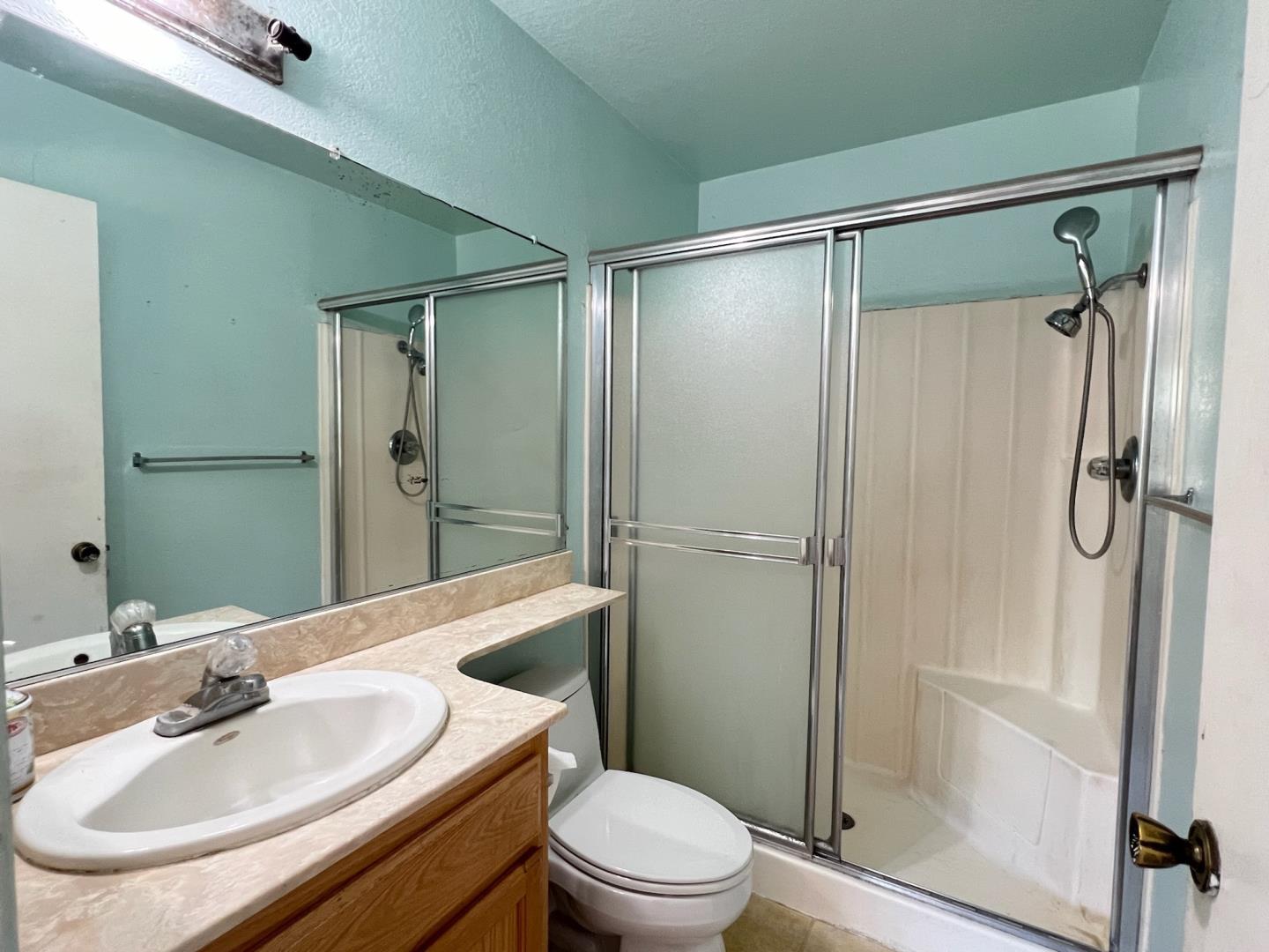 3227 Bourgeois WAY