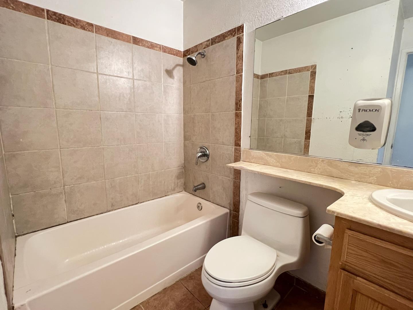 3227 Bourgeois WAY