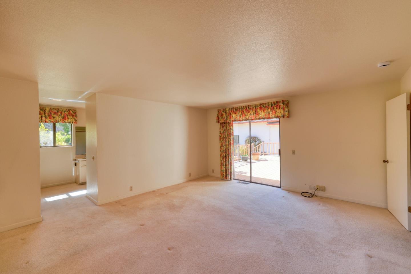 23400 Redding CIR