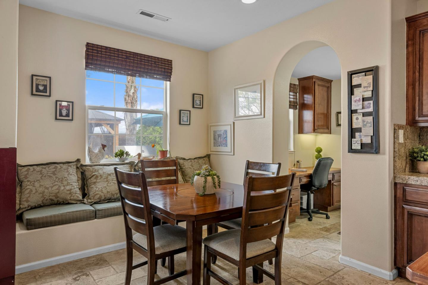 6600 Eagle Ridge CT