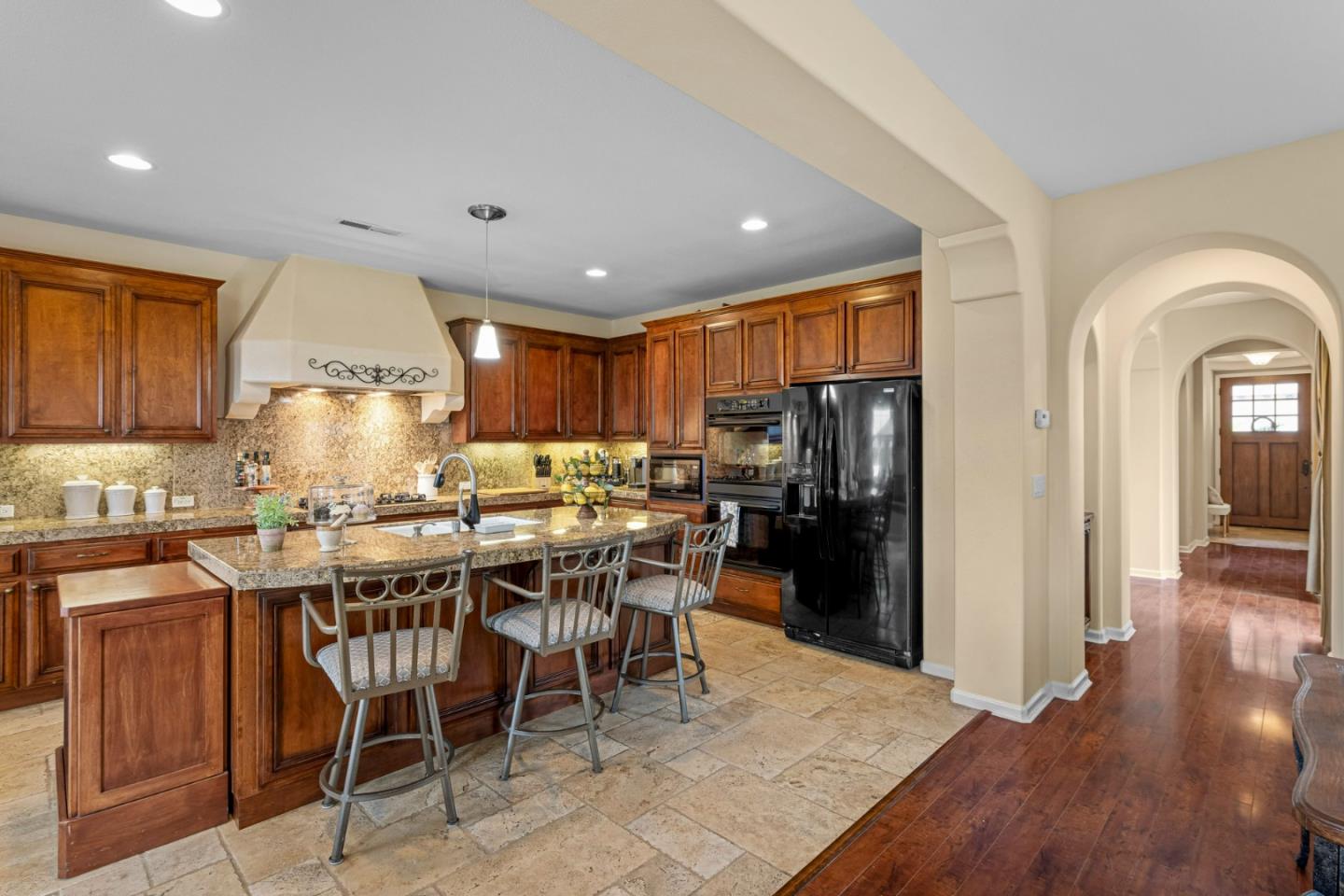 6600 Eagle Ridge CT