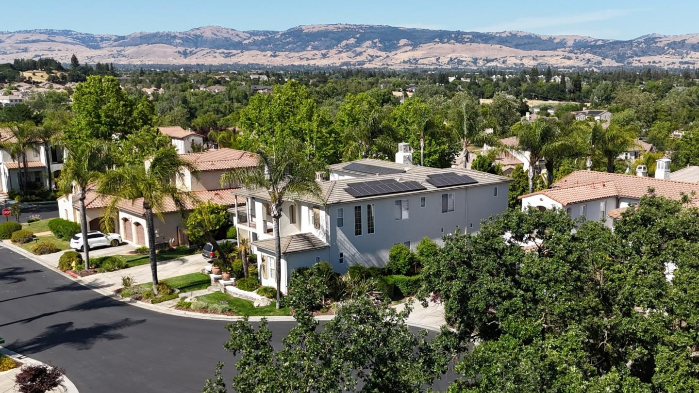 7466 Dunbar Court