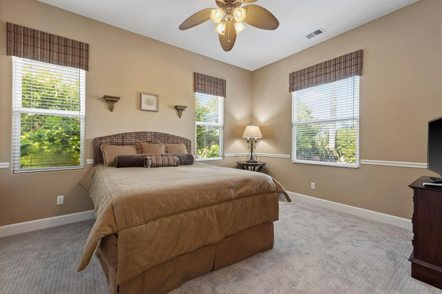 7466 Dunbar Court