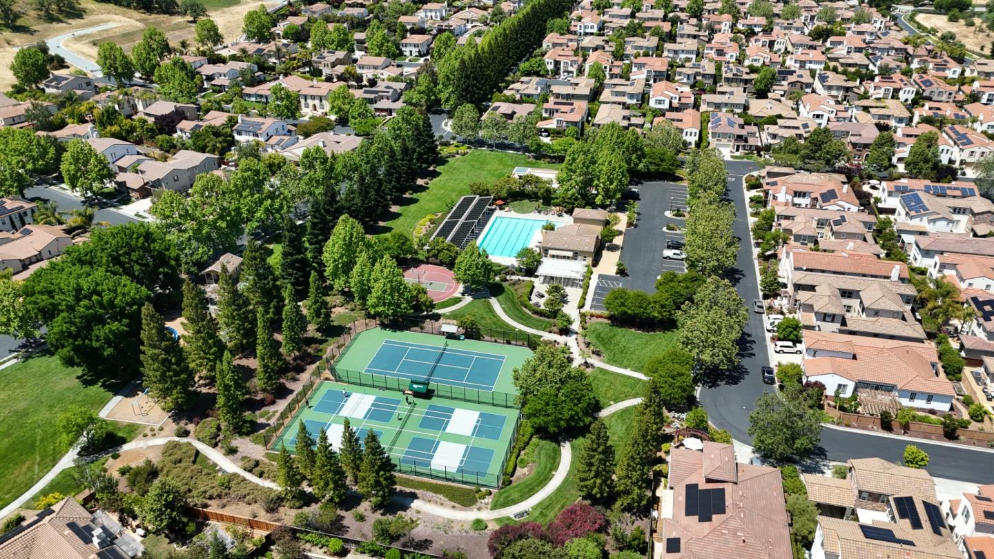 7466 Dunbar Court