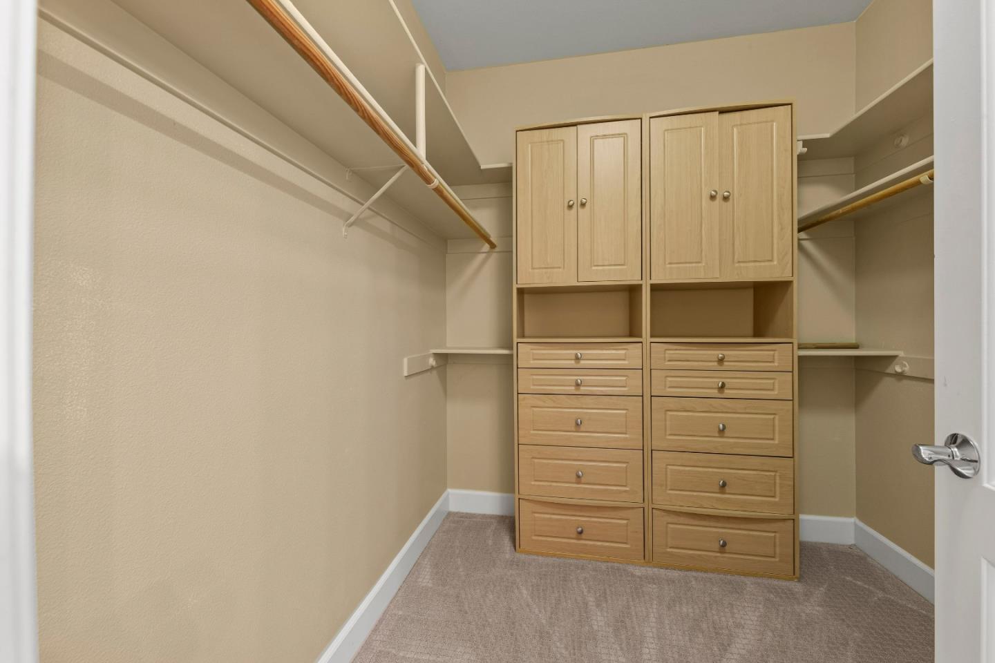 7466 Dunbar Court