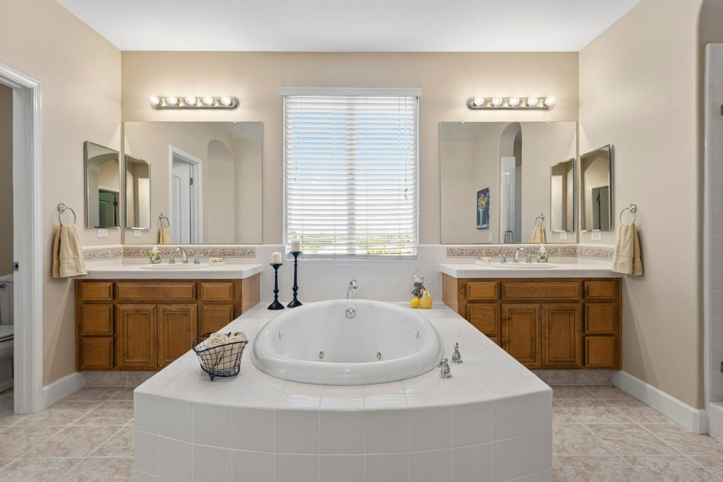 7466 Dunbar Court