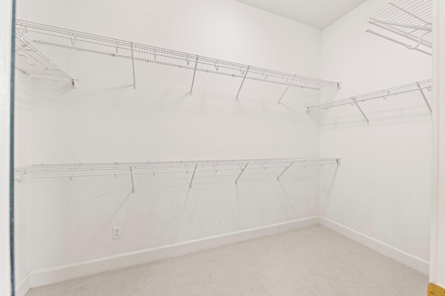 7071 Eagle Ridge Drive