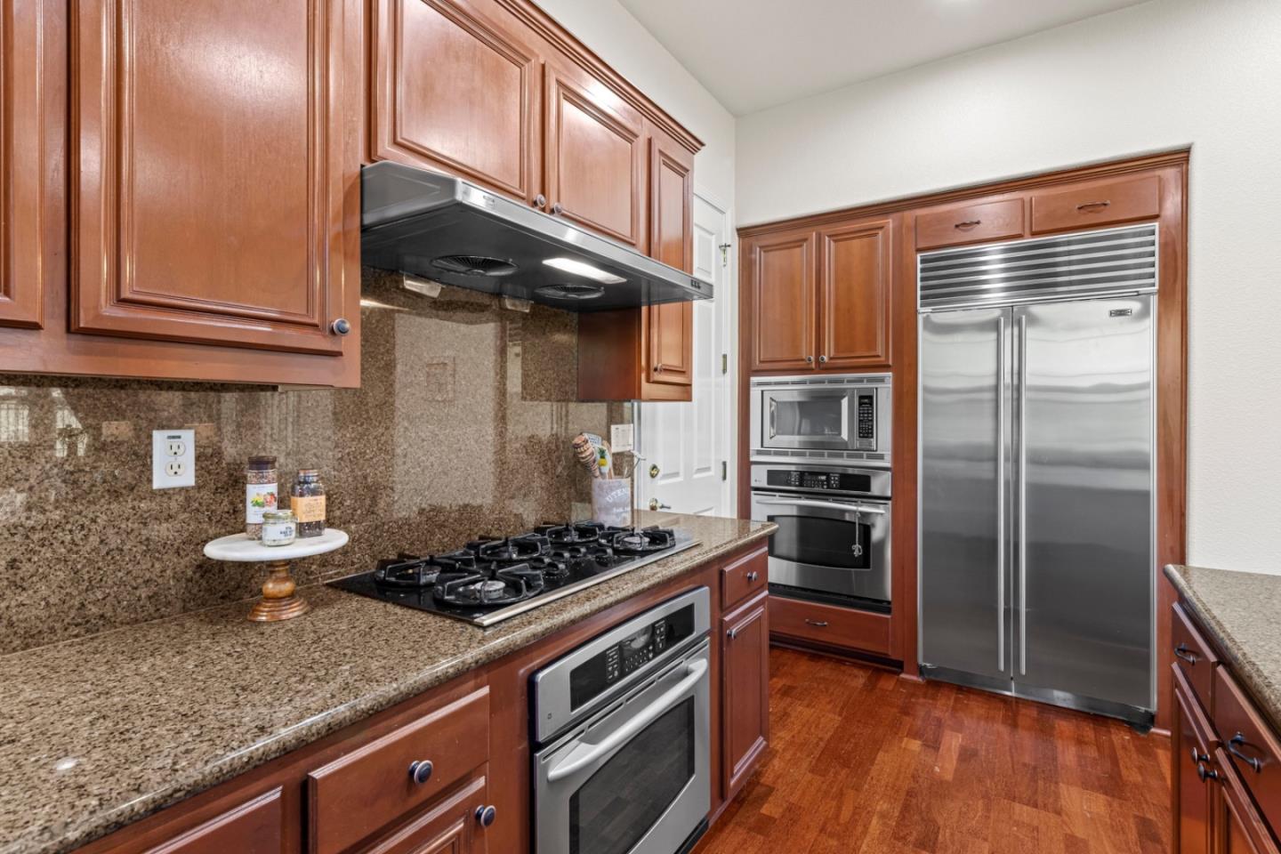 7071 Eagle Ridge Drive