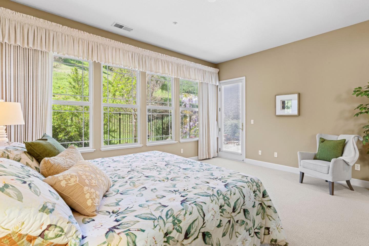 7071 Eagle Ridge Drive