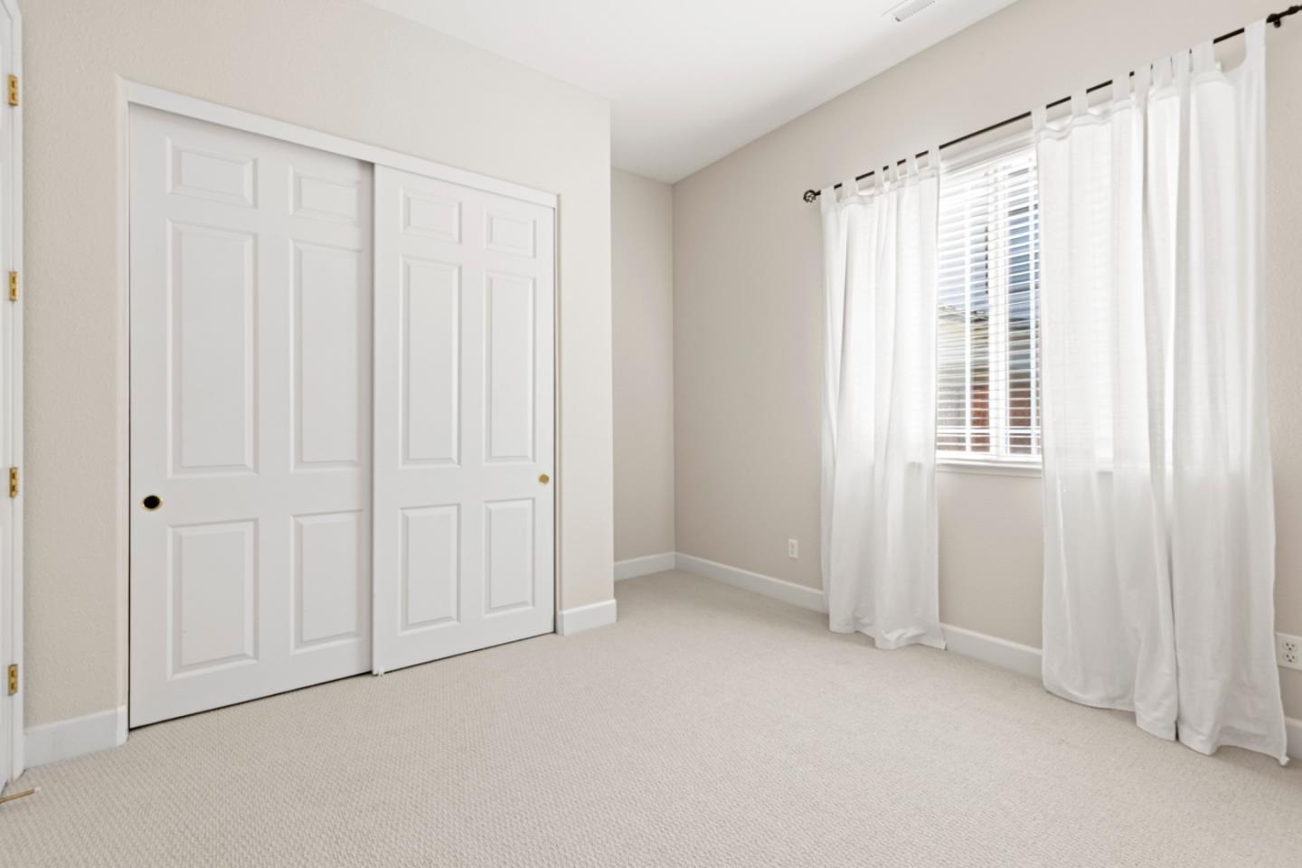 7071 Eagle Ridge Drive