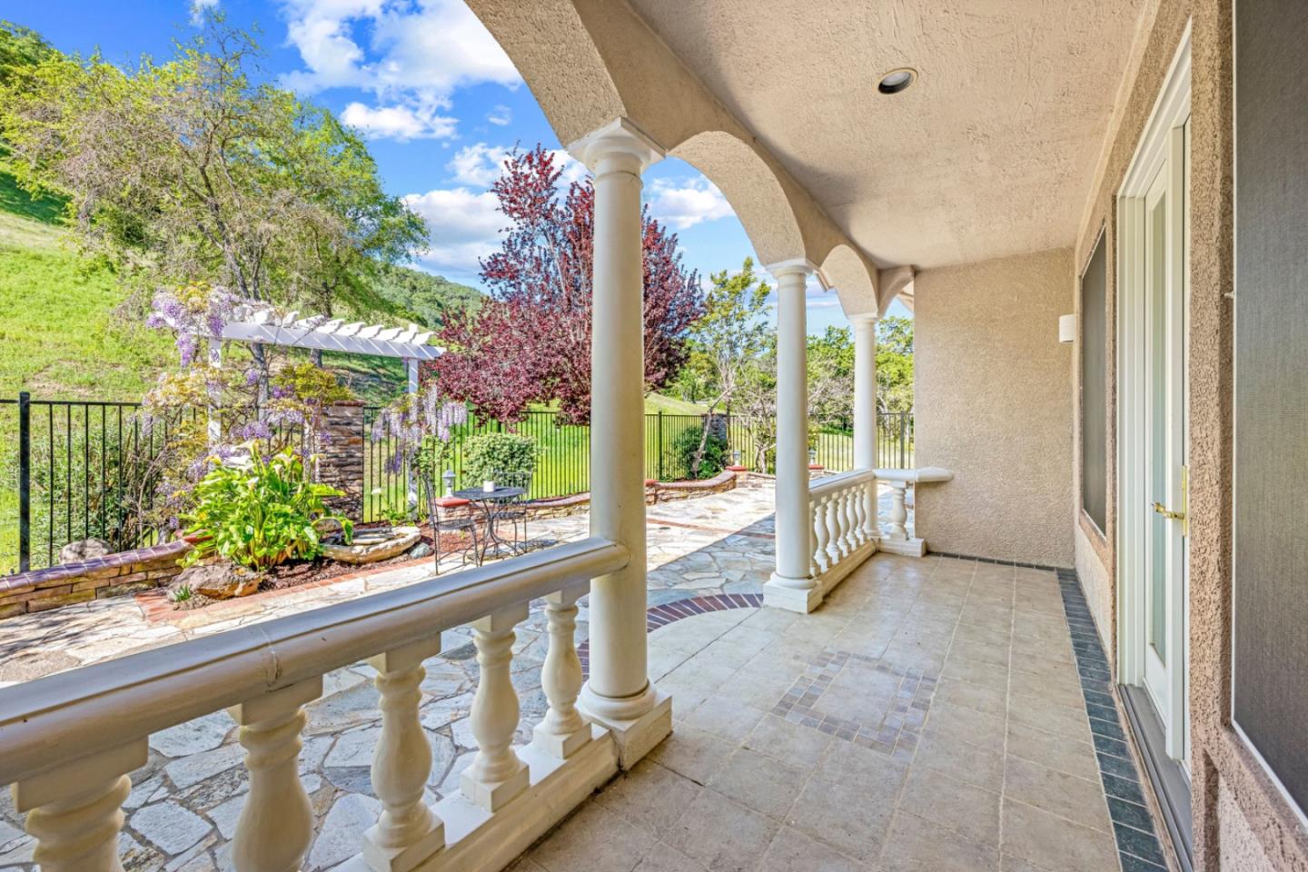 7071 Eagle Ridge Drive