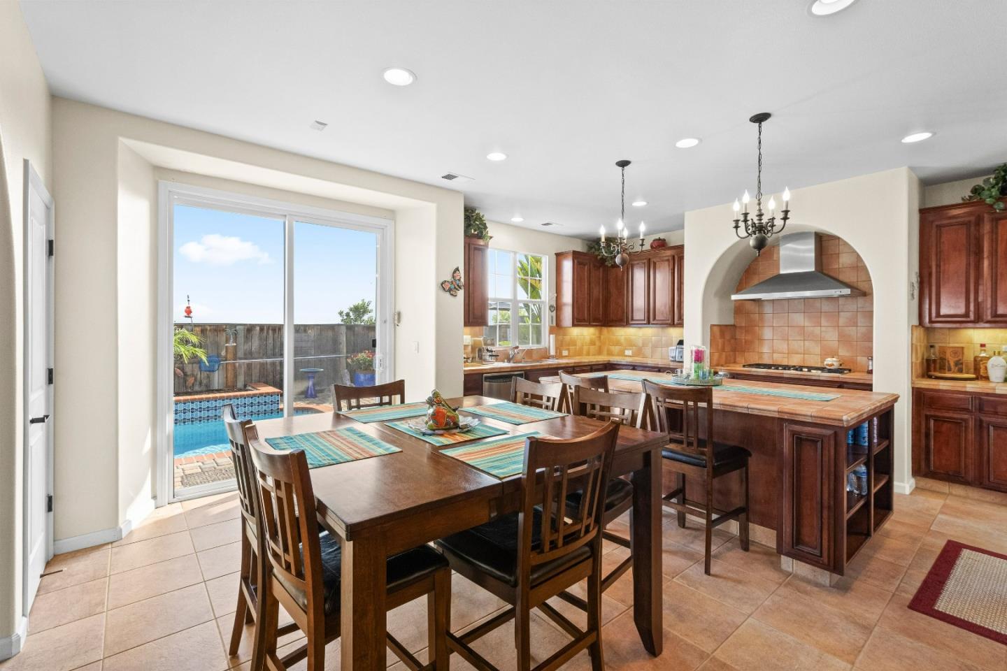 6560 Eagle Ridge Court