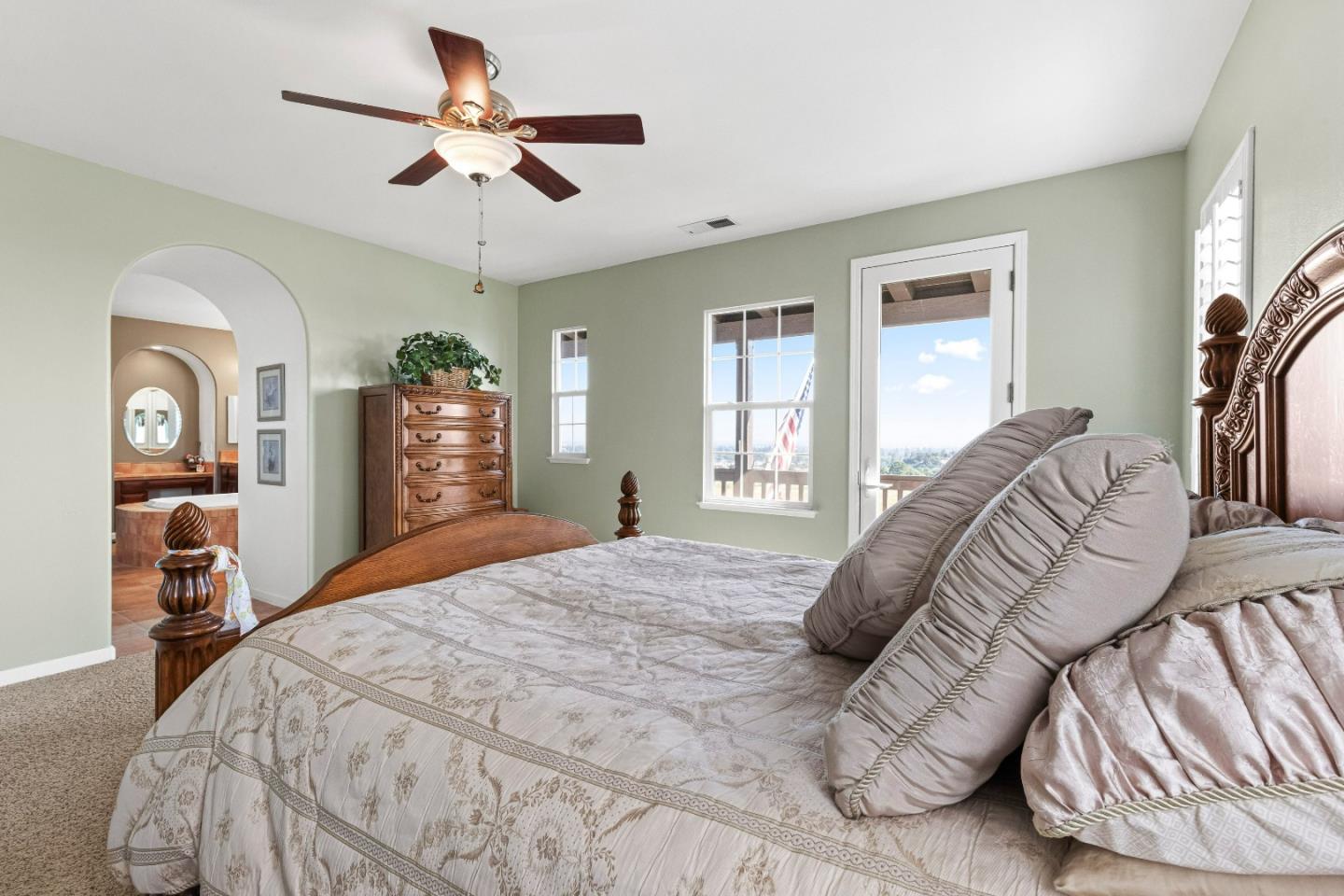 6560 Eagle Ridge Court