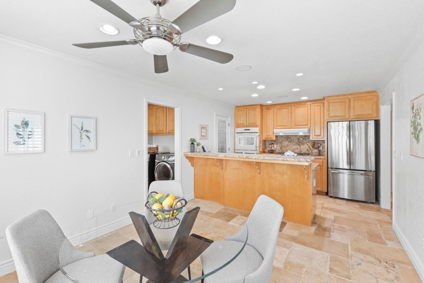 905 Helen Drive