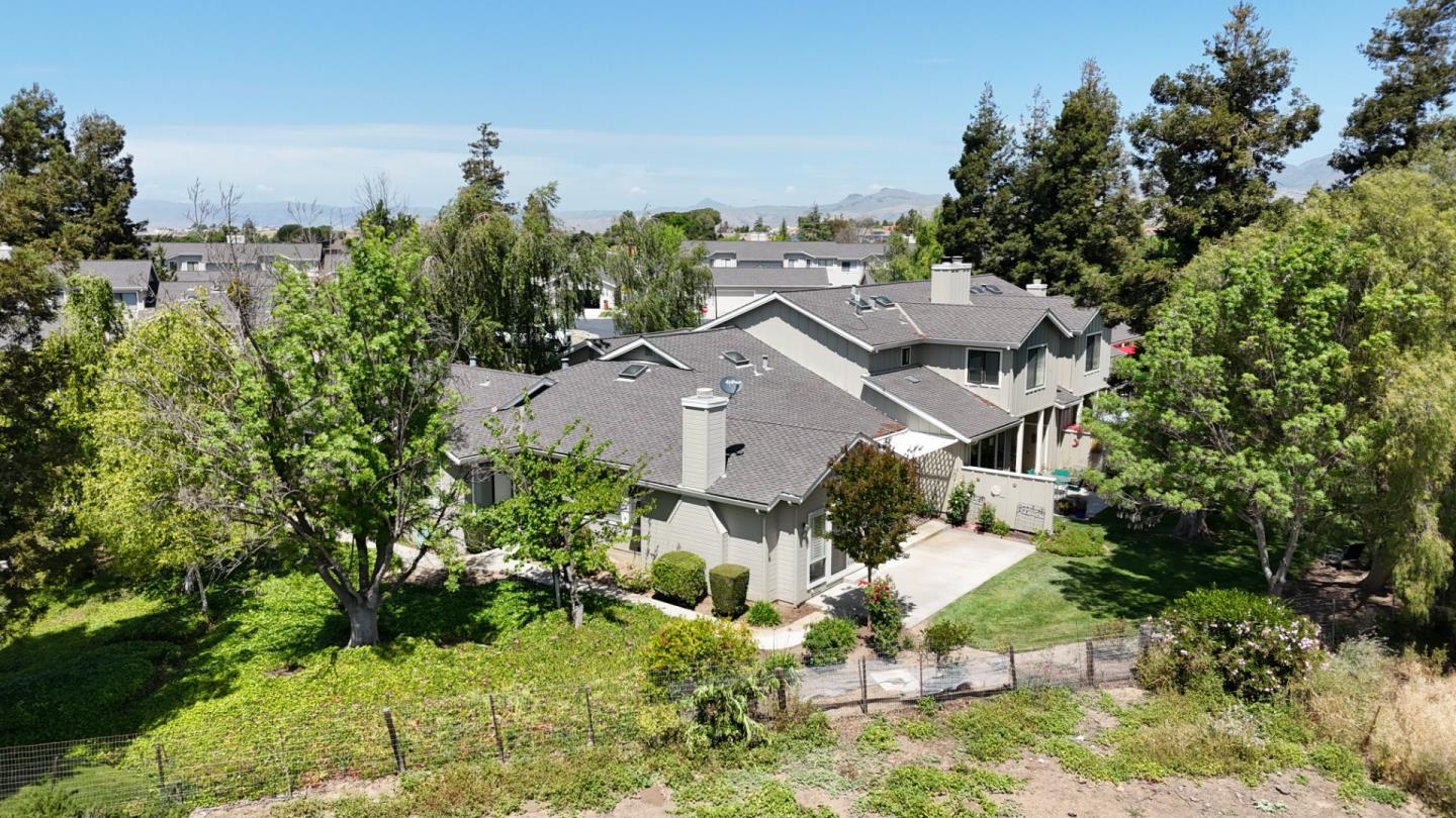 905 Helen Drive