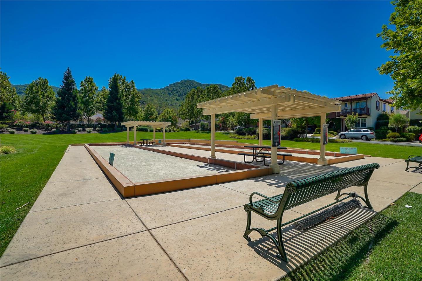 6560 Eagle Ridge CT