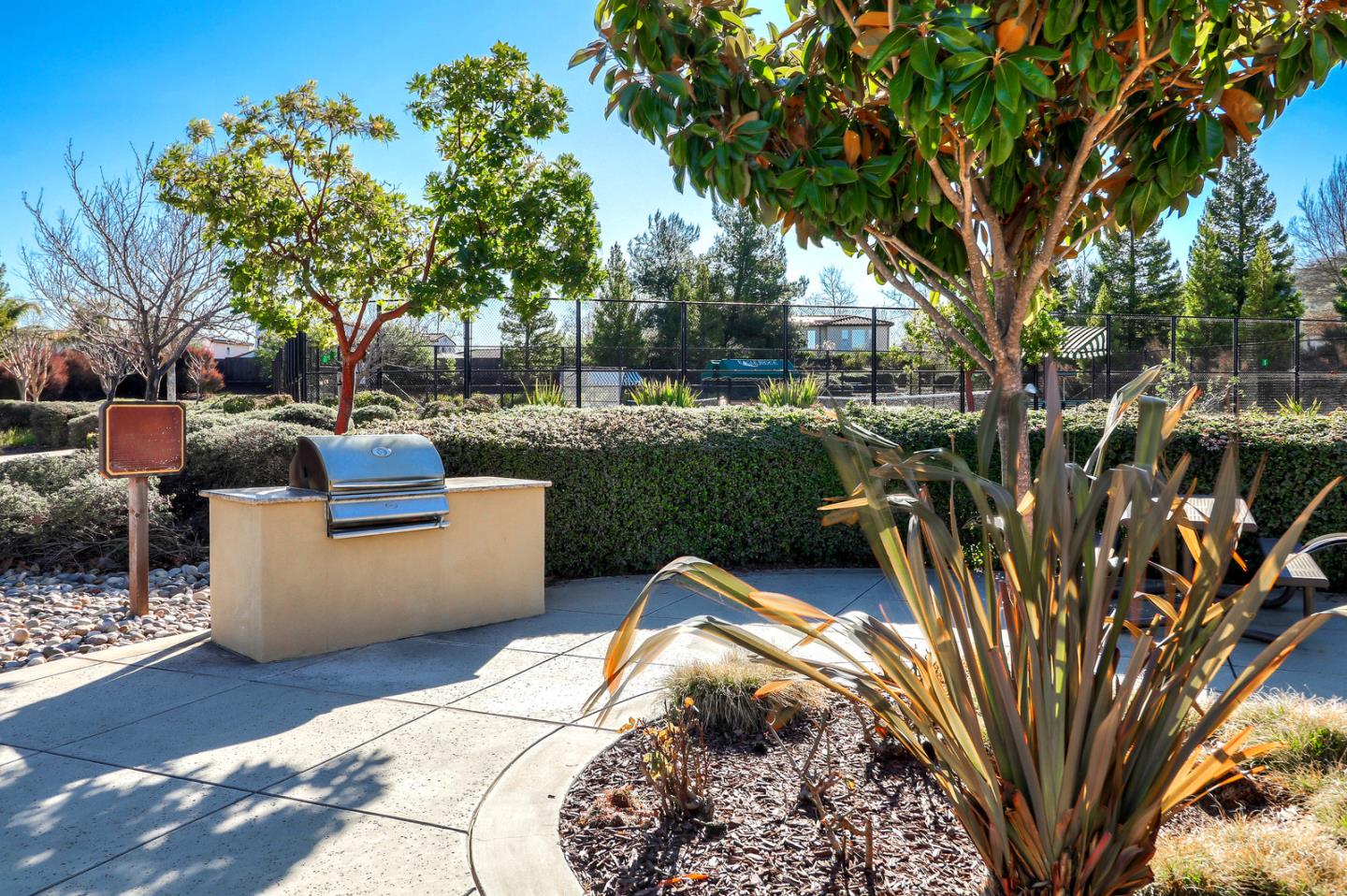 6560 Eagle Ridge CT