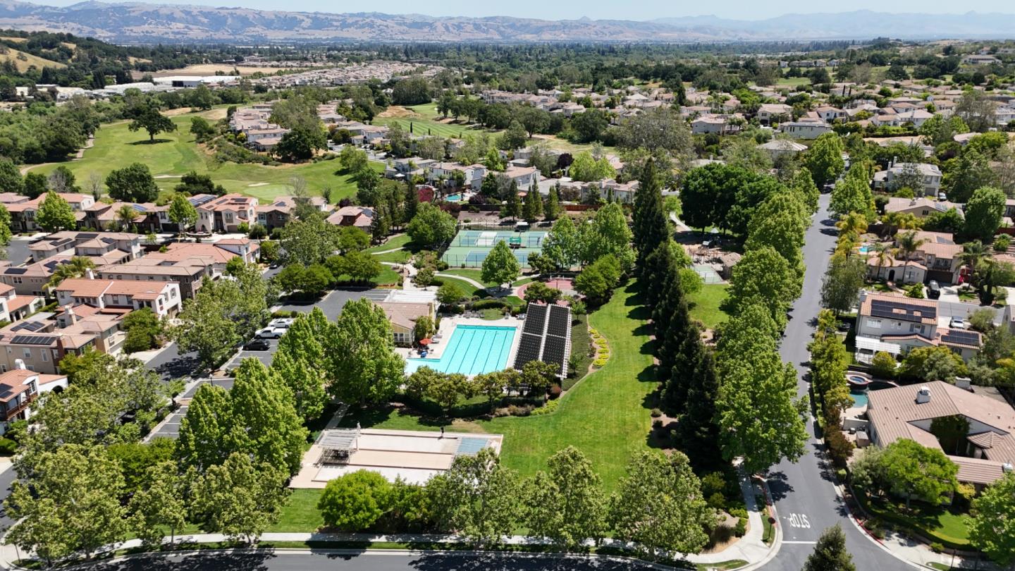 6560 Eagle Ridge CT