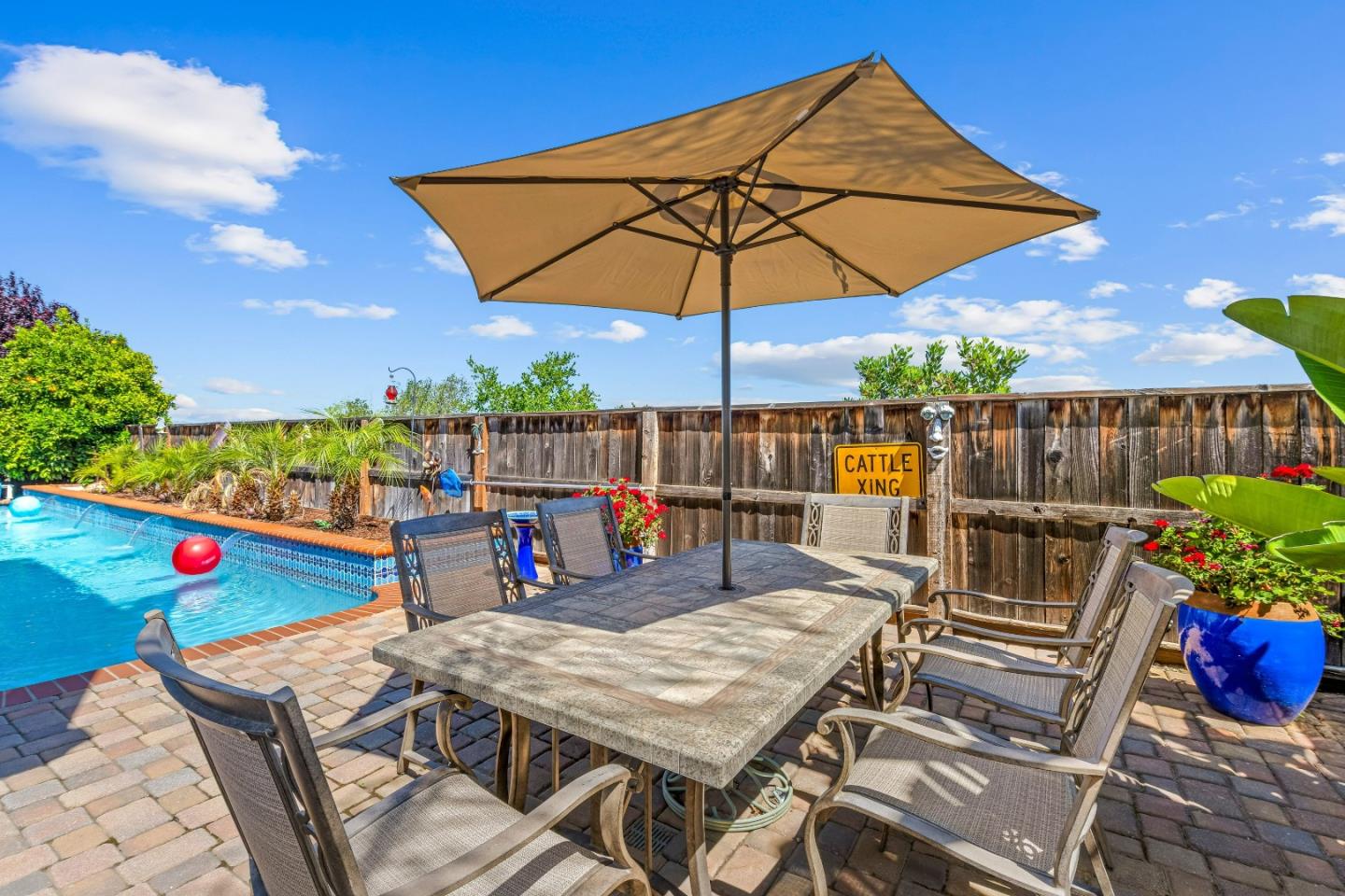 6560 Eagle Ridge CT