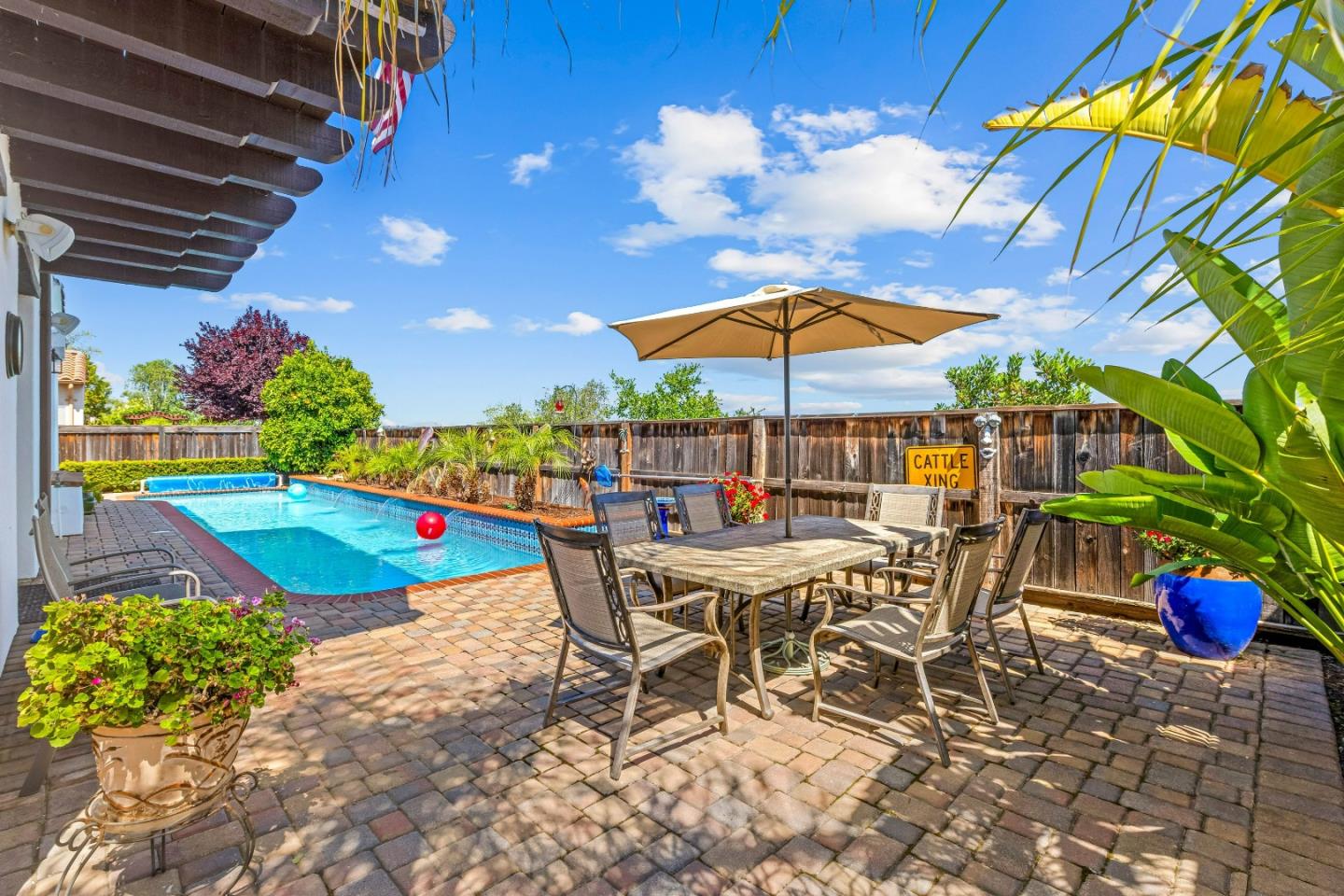 6560 Eagle Ridge CT