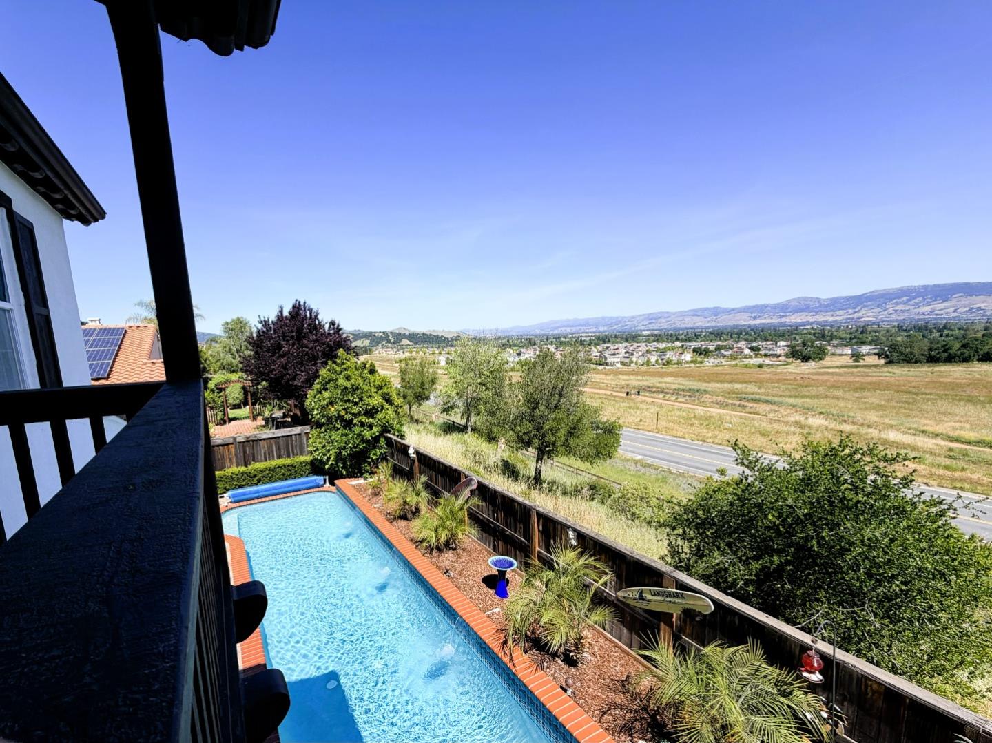 6560 Eagle Ridge CT