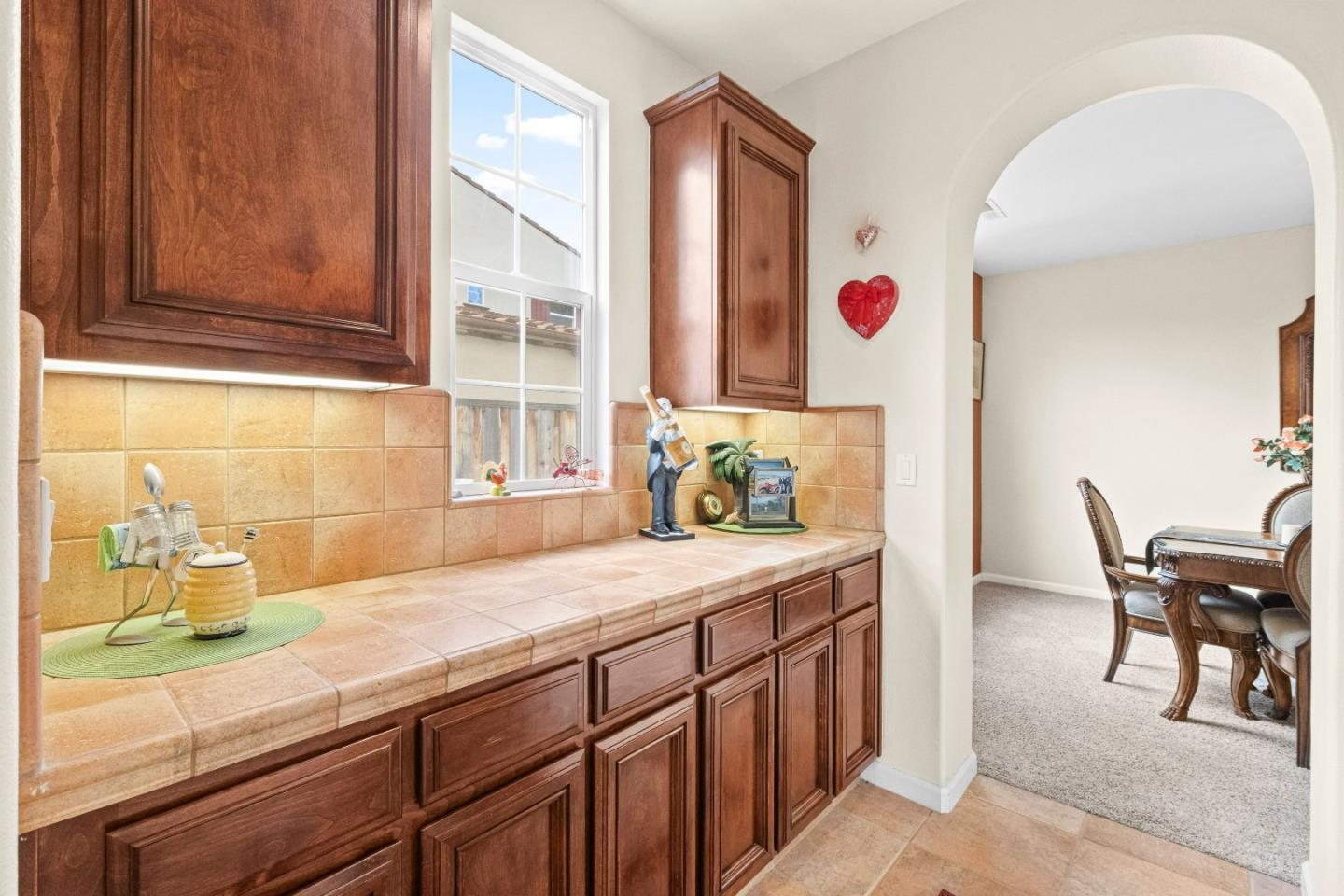 6560 Eagle Ridge CT