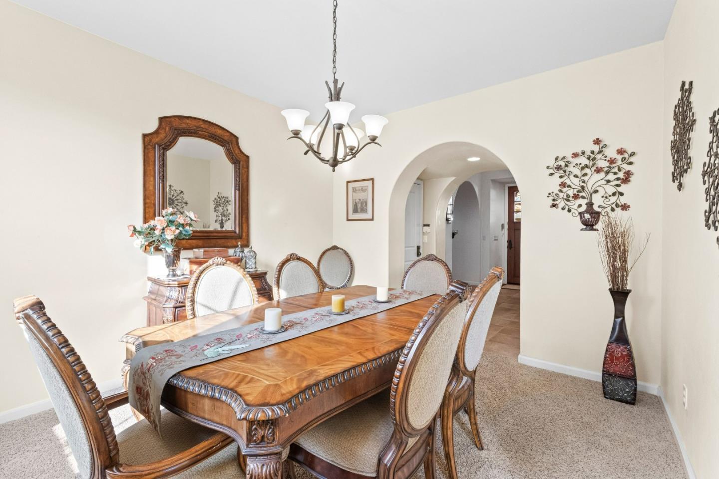 6560 Eagle Ridge CT