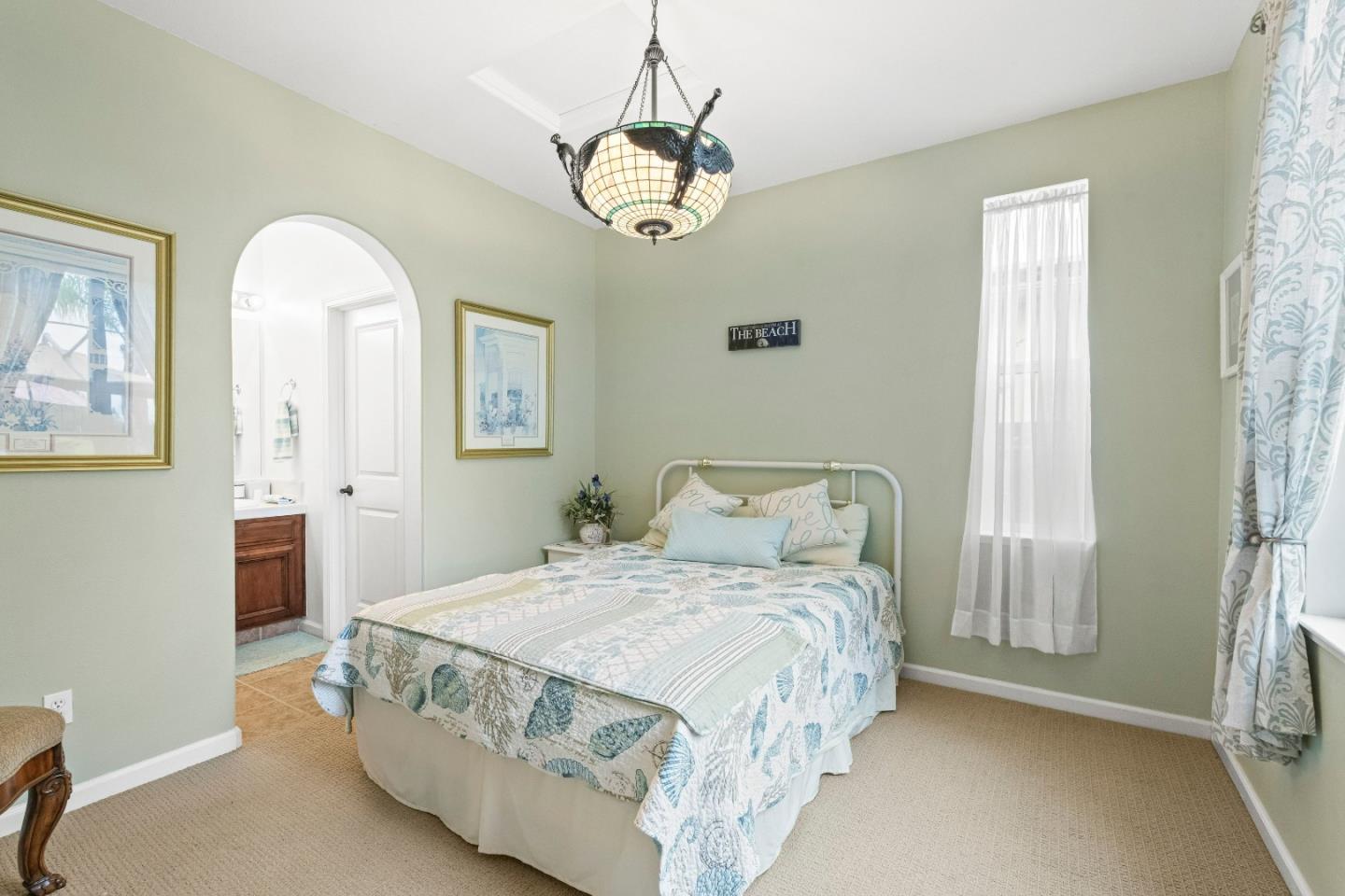 6560 Eagle Ridge CT