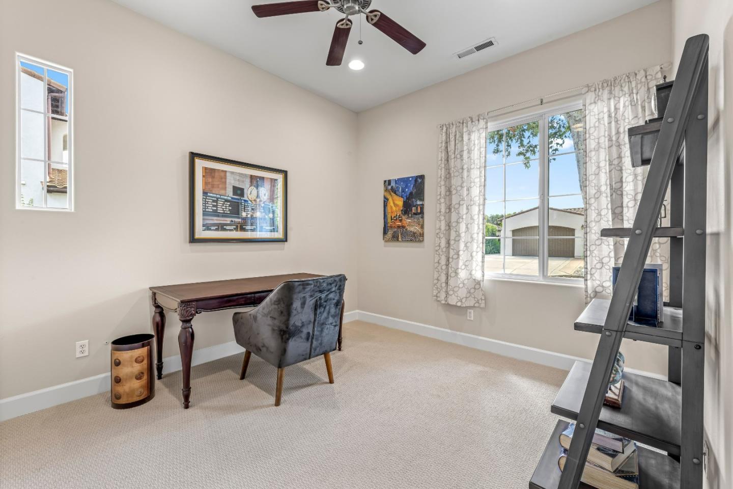 2520 Club DR