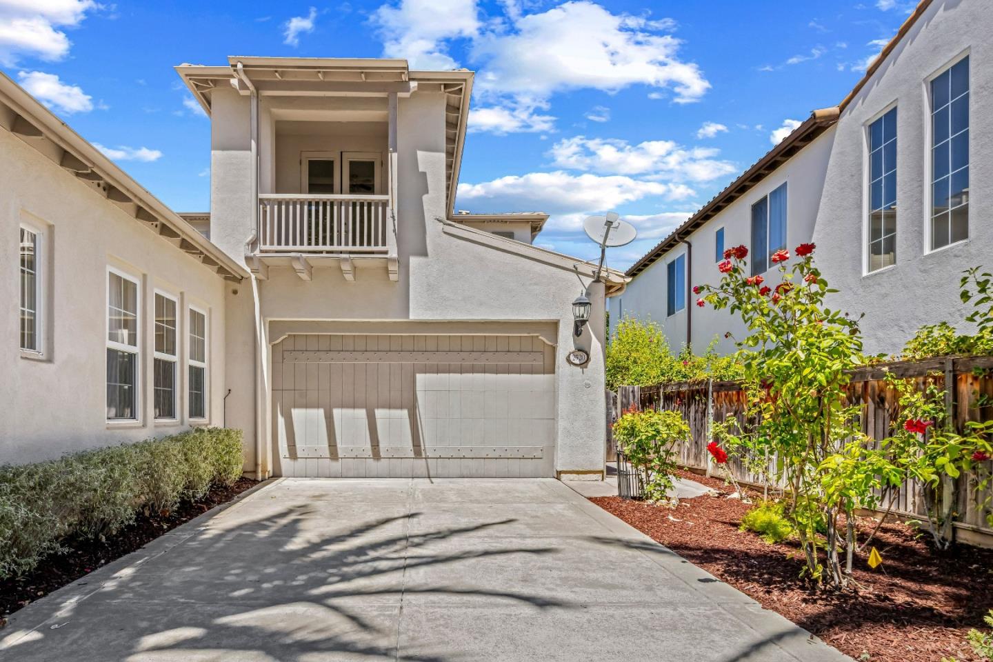 2520 Club DR