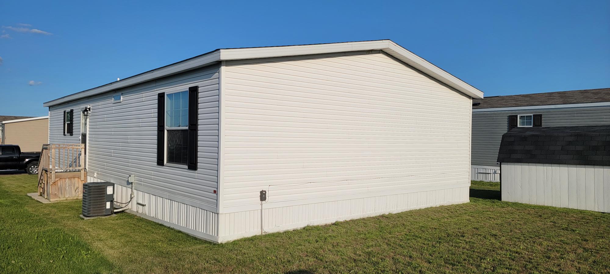 7204 E Grand River Ave Lot 276