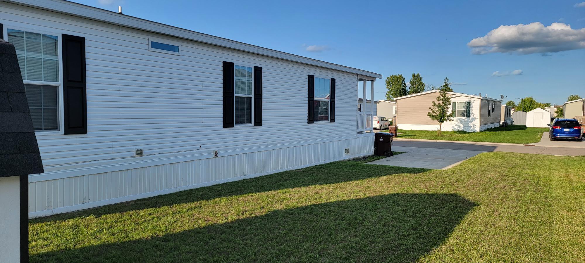 7204 E Grand River Ave Lot 276